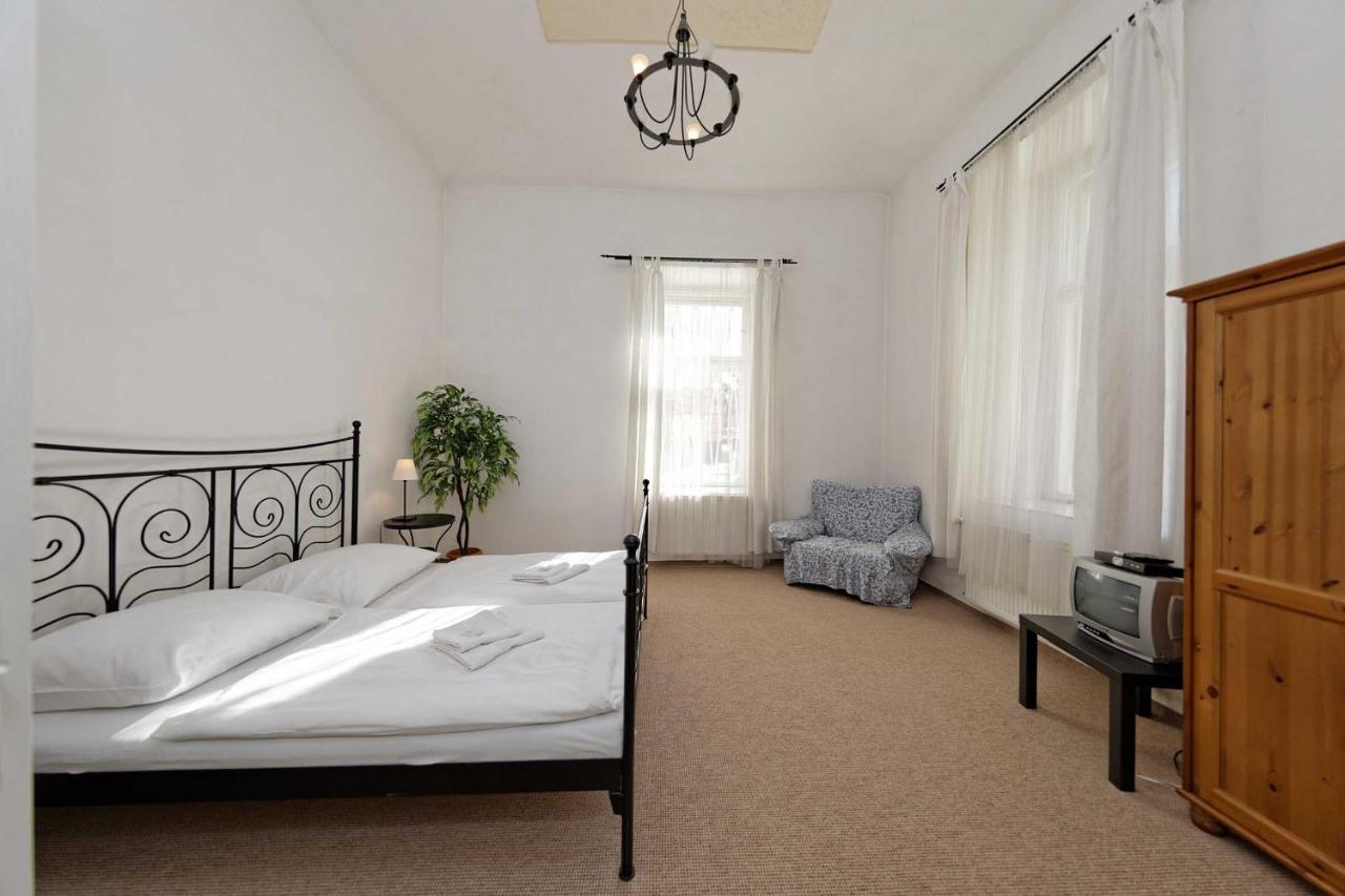 Apartments U Cisare プラハ エクステリア 写真